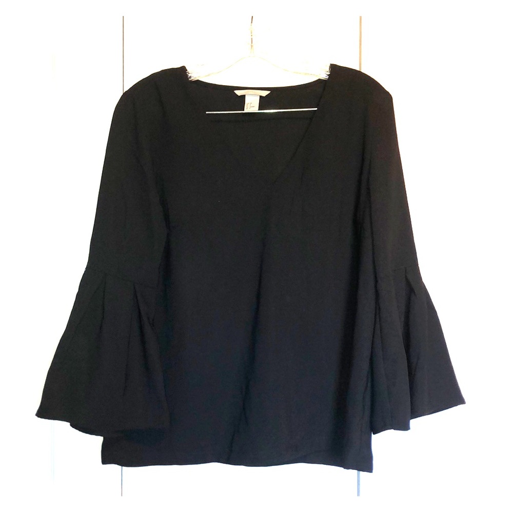 H&M 3/4 wide arm sleeved Top